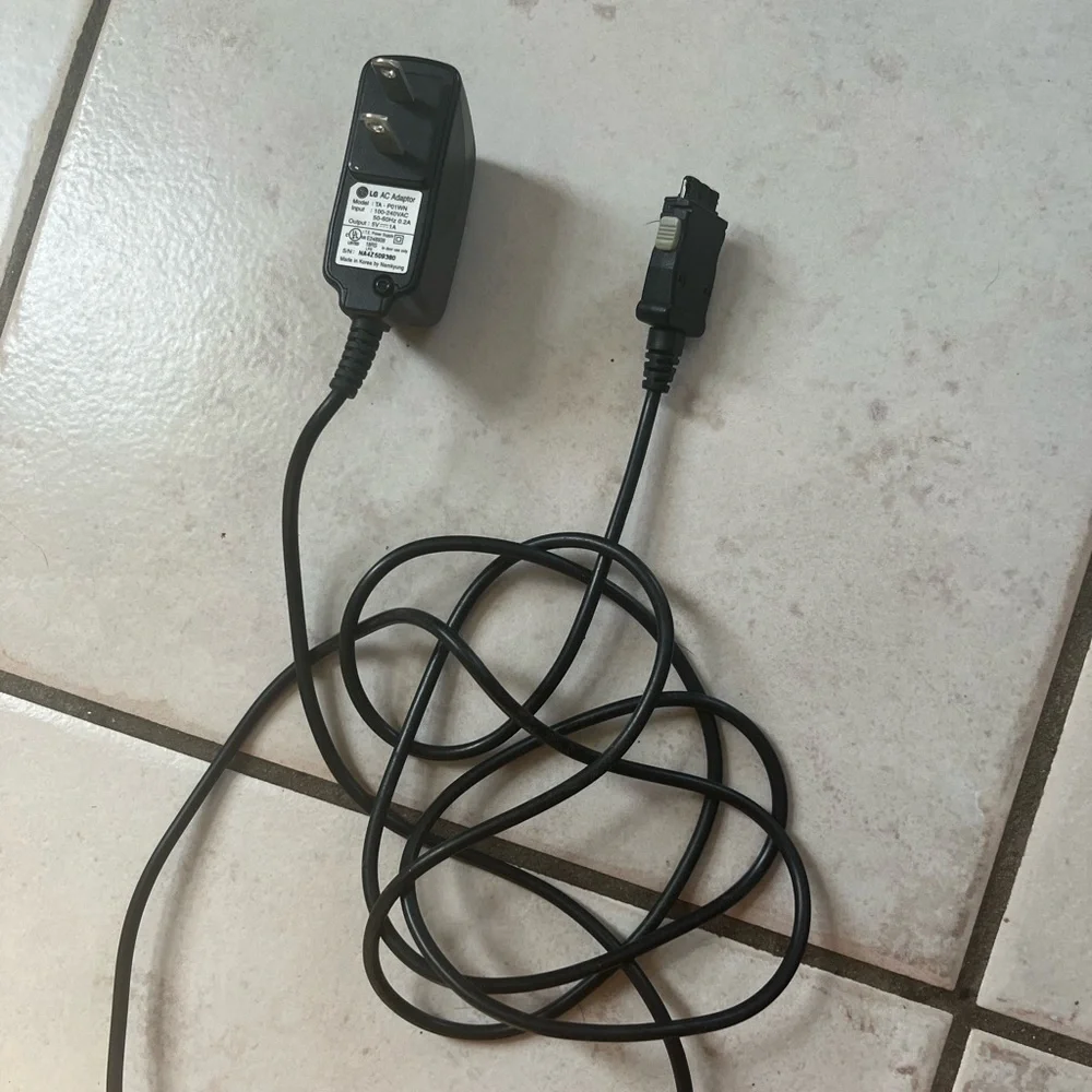 LG TA-P01WN AC Adapter
